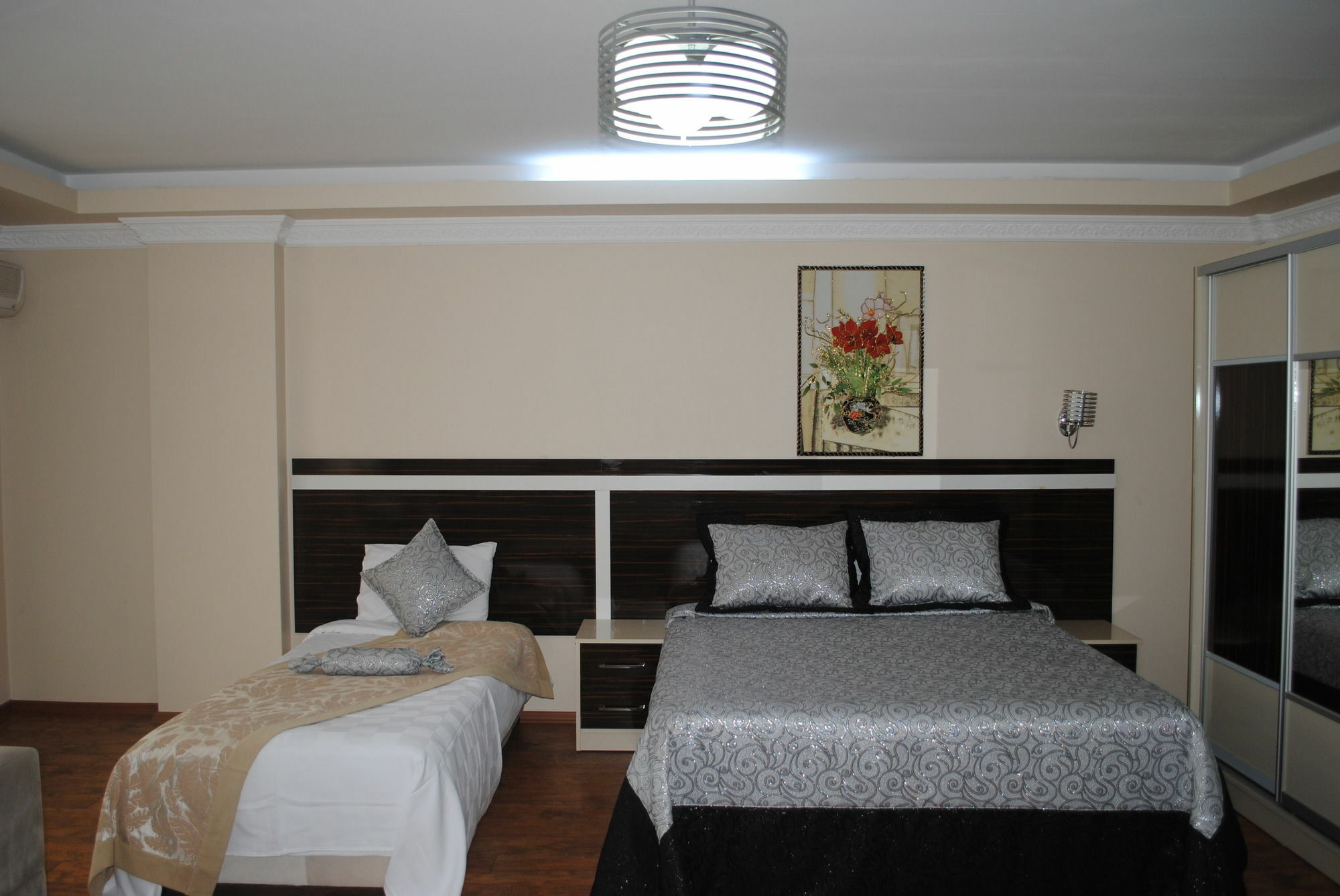 Diamond Suites Residence Istambul Exterior foto